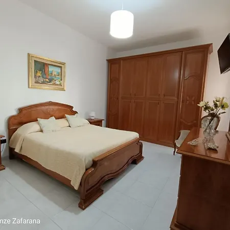 Zafarana Santa Flavia